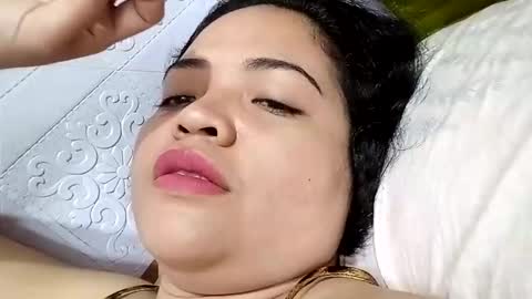 Snapshot of enna29 chatting on December 8, 5:29 am bustybaby30 online show from December 8, 5:29 am