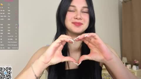 Snapshot of enricaelis chatting on October 19, 8:20 pm Sani online show from October 19, 8:20 pm