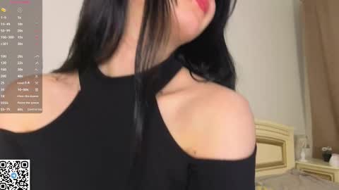 Snapshot of enricaelis chatting on October 28, 8:22 pm Sani online show from October 28, 8:22 pm