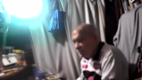Snapshot of entony55 chatting on October 2, 7:48 am entony55 online show from October 2, 7:48 am