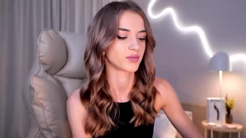 entya online show from October 17, 6:27 am