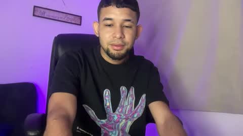 enyel_100 online show from March 18, 9:23 am