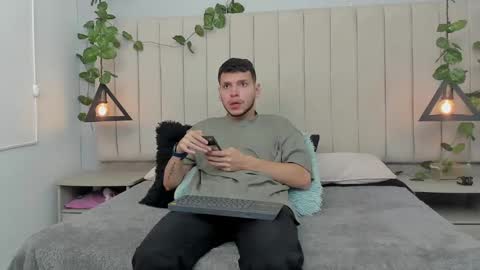 ENZO online show from November 1, 2:52 pm