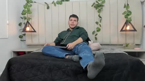 ENZO online show from November 14, 2:38 pm