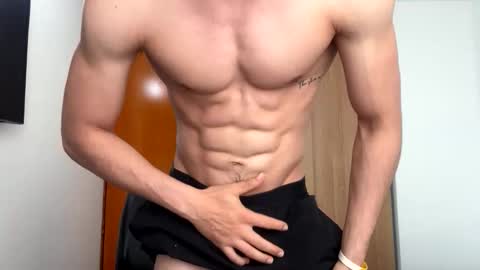 enzo_savage online show from February 24, 7:12 pm