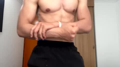 enzo_savage online show from February 25, 7:23 pm