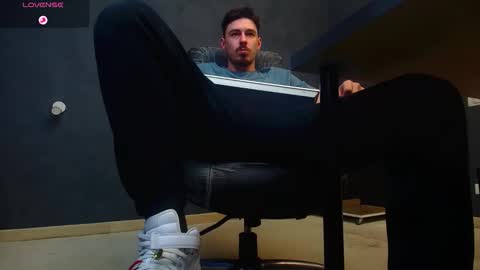 EnzoRace online show from October 10, 6:12 am