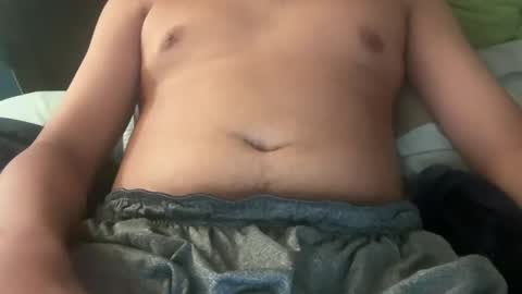 Snapshot of ep1516 chatting on November 5, 10:04 am ep1516 online show from November 5, 10:04 am