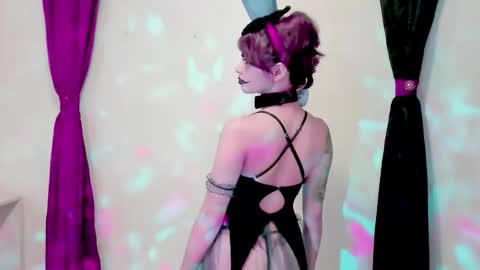 Leyla online show from October 26, 2:17 am