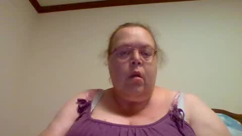 epic_ginger online show from September 25, 8:45 pm