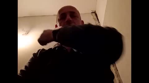 epu17 online show from April 5, 5:54 pm