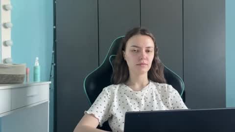 Lily online show from February 17, 1:02 am