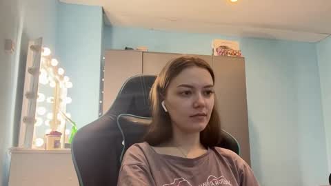 Lily online show from March 30, 12:11 am