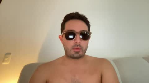 Snapshot of eraofans_mate chatting on July 24, 12:30 am eraofans_mate online show from July 24, 12:30 am