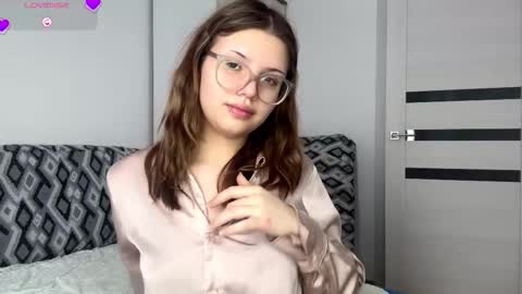 Snapshot of erapody chatting on February 24, 7:06 am Venice online show from February 24, 7:06 am