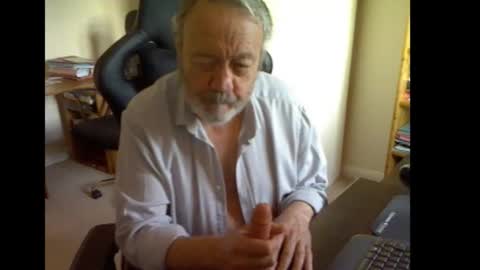 erasmus_d online show from October 1, 5:08 pm