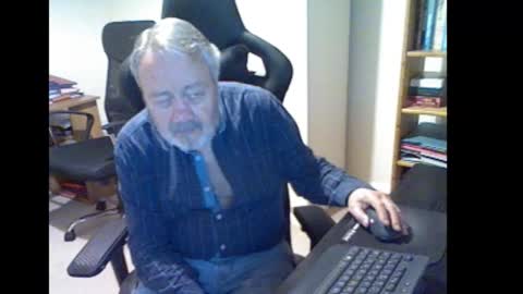 erasmus_d online show from November 10, 5:34 pm