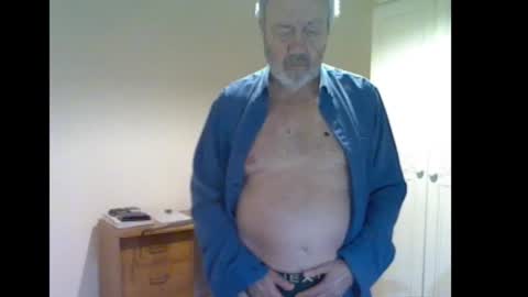 erasmus_d online show from January 13, 6:13 pm