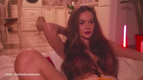 Snapshot of erelima chatting on November 14, 10:51 pm Ana Marie online show from November 14, 10:51 pm