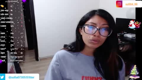 Snapshot of eren_mikasa chatting on December 12, 9:37 pm sofia online show from December 12, 9:37 pm