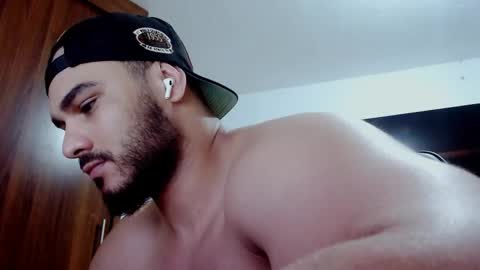 eren_smith online show from January 13, 9:47 am