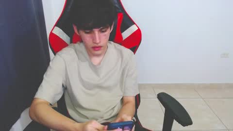 eren_tatakae online show from December 17, 10:54 pm