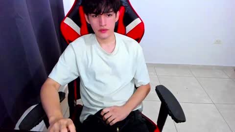 eren_tatakae online show from January 22, 4:23 pm