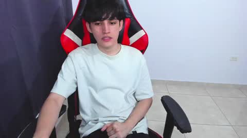 eren_tatakae online show from January 23, 11:58 pm