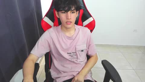 eren_tatakae online show from January 25, 6:02 pm