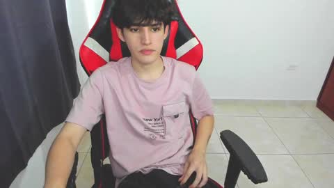 eren_tatakae online show from January 27, 6:52 pm