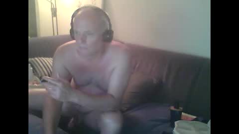 Eric online show from June 10, 1:39 am