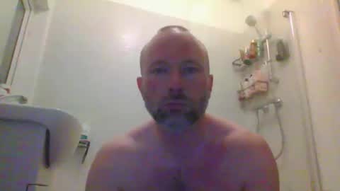 eric334418 online show from February 8, 5:49 pm