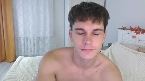 Eric Crush online show from October 19, 6:14 am