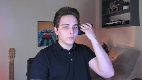 Snapshot of eric_ether chatting on December 19, 6:37 pm Eric online show from December 19, 6:37 pm