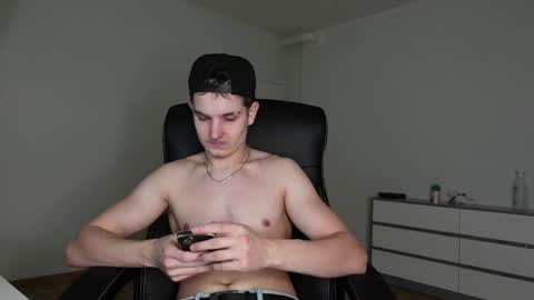    online show from November 7, 2:50 pm