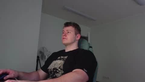    online show from November 9, 6:44 am