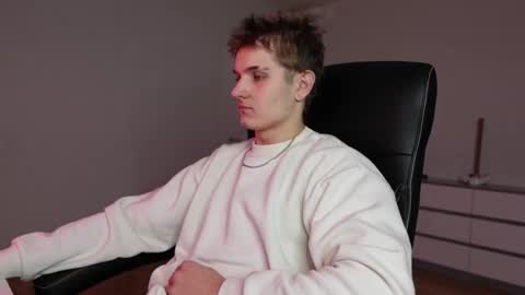    online show from November 14, 1:21 pm