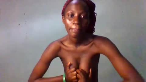 Snapshot of erica843871 chatting on October 4, 8:34 am Erica online show from October 4, 8:34 am