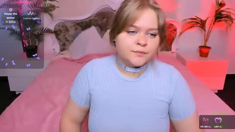 erica_love_ online show from September 9, 5:51 am