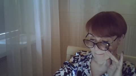 Snapshot of erica_lynn chatting on May 3, 1:17 pm erica_lynn online show from May 3, 1:17 pm