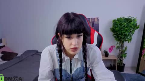 Erika online show from October 4, 2:37 pm