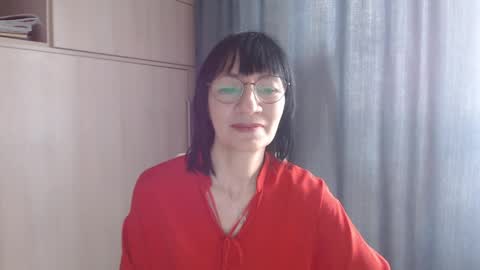 ericablack8 online show from April 13, 12:54 pm