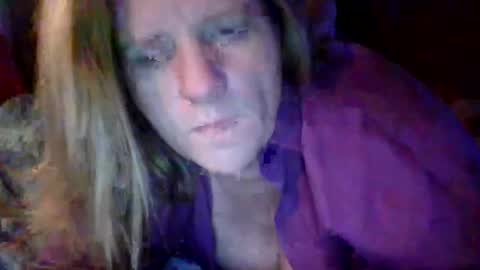 Snapshot of ericas080625 chatting on October 19, 4:13 am EazyE MattyDaddy online show from October 19, 4:13 am