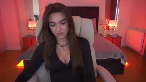 Erica online show from February 16, 1:51 pm