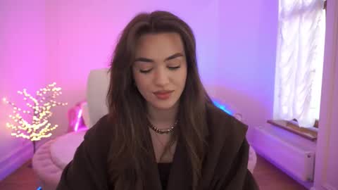 Erica online show from March 8, 7:12 am