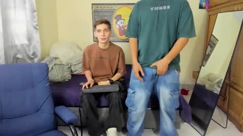 erick_de_rossee online show from October 8, 8:39 pm