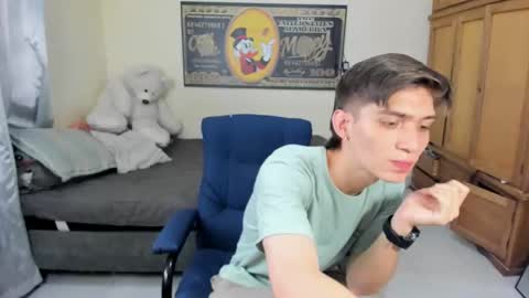 erick_de_rossee online show from October 30, 7:58 pm