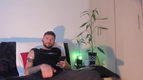 erickpritz_xh online show from May 4, 10:17 pm