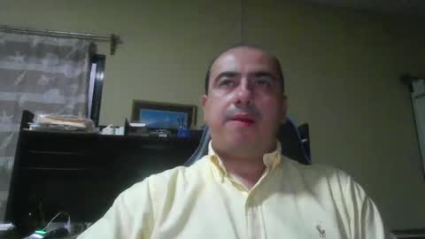 Snapshot of erik1781 chatting on December 6, 3:19 am erik1781 online show from December 6, 3:19 am