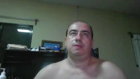 Snapshot of erik1781 chatting on December 19, 3:29 am erik1781 online show from December 19, 3:29 am